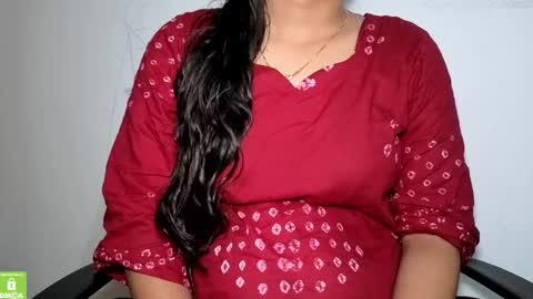 Snapshot of desicoupleshow chatting on November 9, 8:18 pm Eva and Adam online show from November 9, 8:18 pm