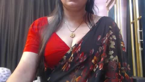 Snapshot of desimaisa130 chatting on November 5, 4:40 pm Maisa online show from November 5, 4:40 pm