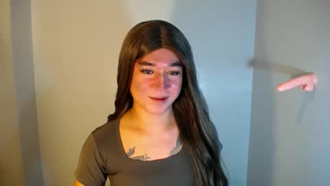 Snapshot of desirable_lorinexx chatting on December 27, 8:07 pm LORINE online show from December 27, 8:07 pm