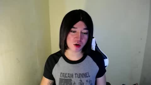 Snapshot of desirable_lorinexx chatting on January 18, 6:21 pm LORINE online show from January 18, 6:21 pm