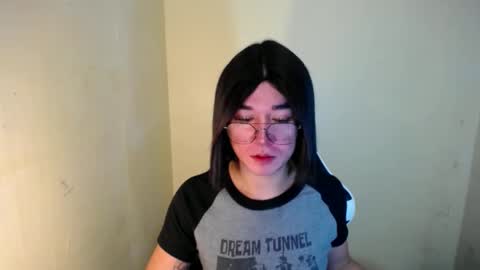 Snapshot of desirable_lorinexx chatting on January 26, 9:40 pm LORINE online show from January 26, 9:40 pm
