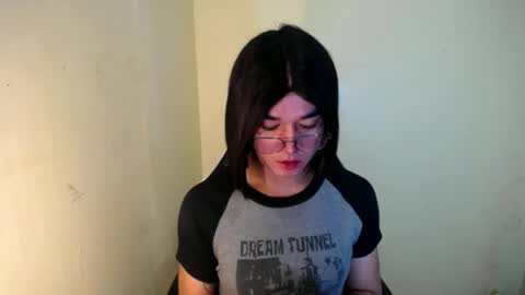 Snapshot of desirable_lorinexx chatting on January 30, 4:06 am LORINE online show from January 30, 4:06 am