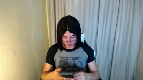 Snapshot of desirable_lorinexx chatting on February 26, 5:53 am LORINE online show from February 26, 5:53 am