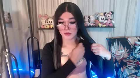 Snapshot of desirable_lorinexx chatting on September 26, 1:59 pm LORINE online show from September 26, 1:59 pm