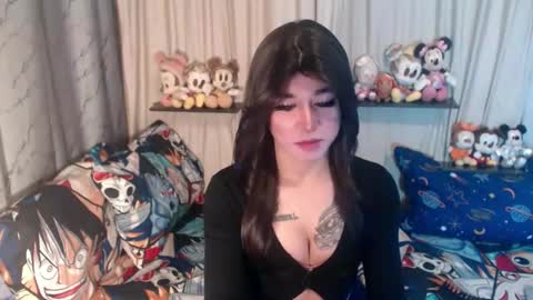 Snapshot of desirable_lorinexx chatting on October 7, 12:30 am LORINE online show from October 7, 12:30 am