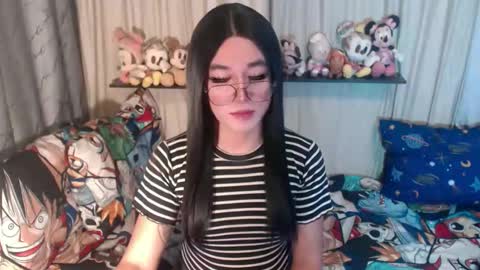 Snapshot of desirable_lorinexx chatting on October 7, 7:11 pm LORINE online show from October 7, 7:11 pm