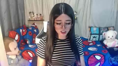 Snapshot of desirable_lorinexx chatting on October 17, 4:53 pm LORINE online show from October 17, 4:53 pm