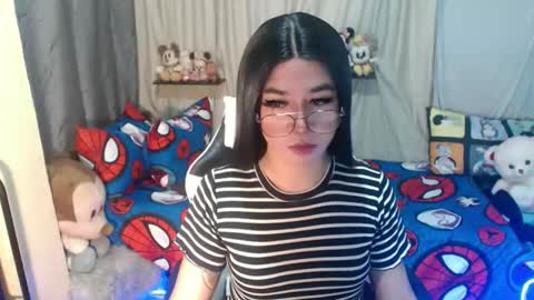 Snapshot of desirable_lorinexx chatting on October 21, 5:57 pm LORINE online show from October 21, 5:57 pm