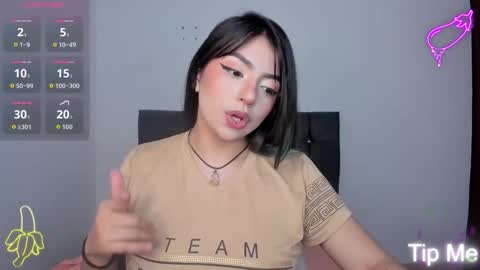 Snapshot of desire_gh chatting on November 4, 11:59 pm Desire gh online show from November 4, 11:59 pm