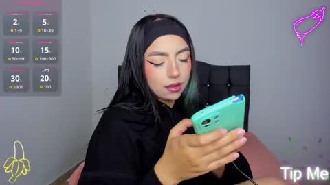 Snapshot of desire_gh chatting on November 10, 11:37 pm Desire gh online show from November 10, 11:37 pm