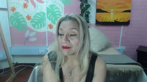 Snapshot of desire_latin chatting on May 20, 4:02 pm VALERIA online show from May 20, 4:02 pm