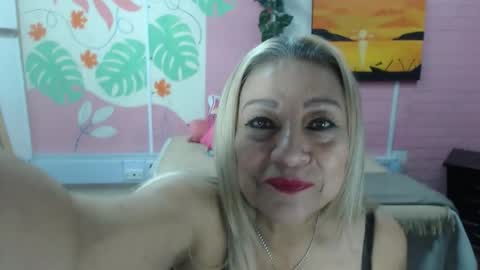 Snapshot of desire_latin chatting on May 29, 3:43 pm VALERIA online show from May 29, 3:43 pm