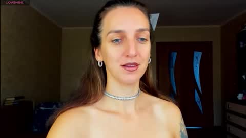 Snapshot of desired_zoya chatting on September 25, 5:22 am desired zoya online show from September 25, 5:22 am