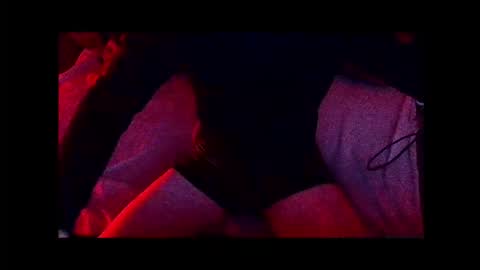 Snapshot of desiredsnack chatting on October 22, 12:11 am lecram online show from October 22, 12:11 am