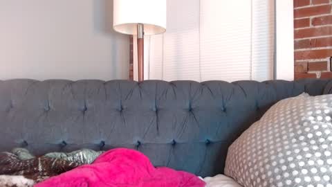 Snapshot of desireeafterdark chatting on January 21, 7:15 am desireeafterdark online show from January 21, 7:15 am