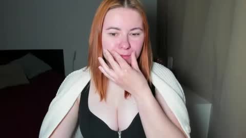 Snapshot of desirelayla chatting on May 13, 6:22 am LAYLA online show from May 13, 6:22 am