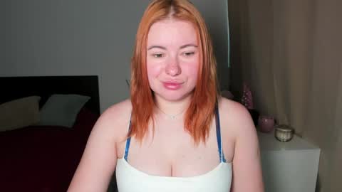 Snapshot of desirelayla chatting on June 7, 6:17 am LAYLA online show from June 7, 6:17 am
