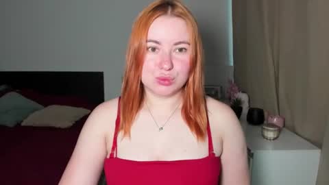 Snapshot of desirelayla chatting on June 18, 6:35 am LAYLA online show from June 18, 6:35 am