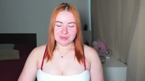 Snapshot of desirelayla chatting on July 10, 6:39 am LAYLA online show from July 10, 6:39 am