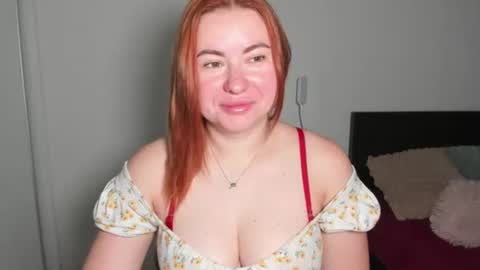 Snapshot of desirelayla chatting on August 1, 6:23 am LAYLA online show from August 1, 6:23 am