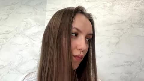Snapshot of desirewingard chatting on April 23, 9:30 am Ksenia online show from April 23, 9:30 am