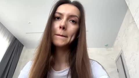 Snapshot of desirewingard chatting on April 25, 3:42 am Ksenia online show from April 25, 3:42 am
