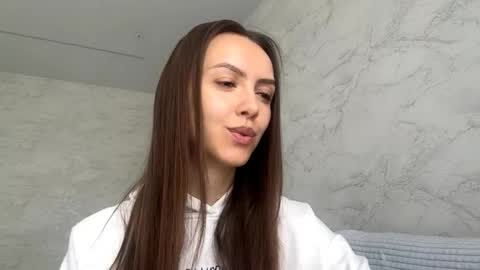 Snapshot of desirewingard chatting on May 22, 3:02 am Ksenia online show from May 22, 3:02 am