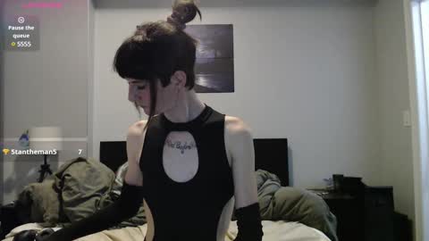 Snapshot of dessamaii chatting on January 28, 1:29 am DessaMaii online show from January 28, 1:29 am