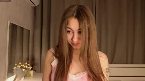 Snapshot of dessiemaletta chatting on June 3, 6:13 pm Jane online show from June 3, 6:13 pm