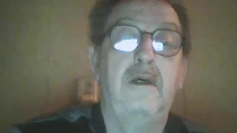 Snapshot of destelp chatting on February 21, 8:54 pm destelp online show from February 21, 8:54 pm