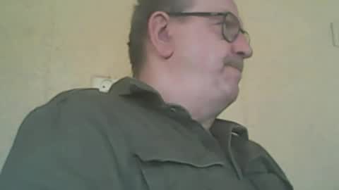 Snapshot of destelp chatting on June 7, 11:14 am destelp online show from June 7, 11:14 am