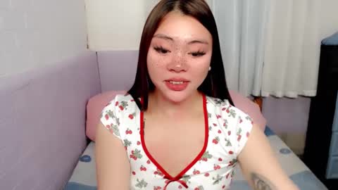 Snapshot of destinyroxie chatting on January 26, 12:22 pm ROXIE  online show from January 26, 12:22 pm