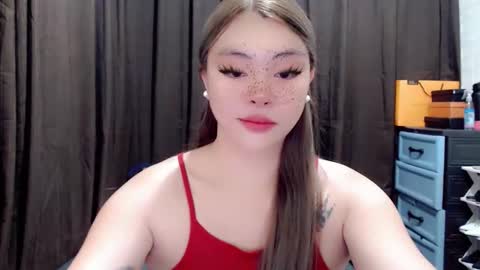 Snapshot of destinyroxie chatting on October 13, 1:44 pm ROXIE  online show from October 13, 1:44 pm