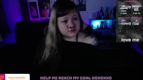 Snapshot of destroyall420 chatting on May 28, 10:12 am Lola Bdsm and fries online show from May 28, 10:12 am