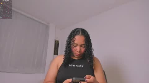 Snapshot of desty_y chatting on June 29, 10:10 am desty_y online show from June 29, 10:10 am