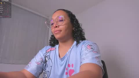 Snapshot of desty_y chatting on July 11, 12:57 am desty_y online show from July 11, 12:57 am