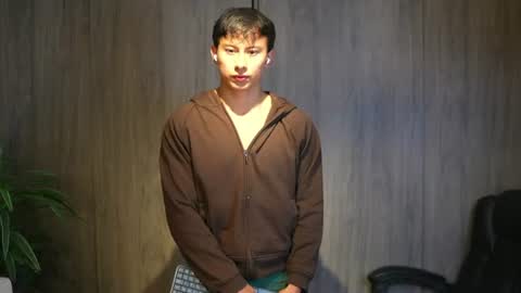 Snapshot of deus_belli chatting on June 16, 2:09 pm Deus Belli online show from June 16, 2:09 pm