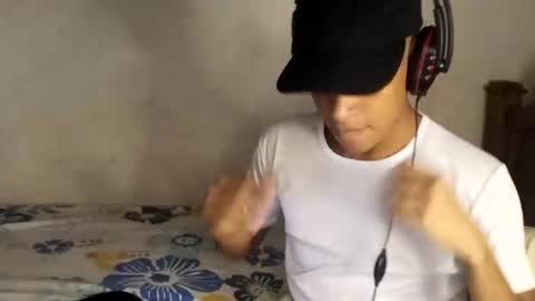 deus_steim online show from October 3, 6:10 am