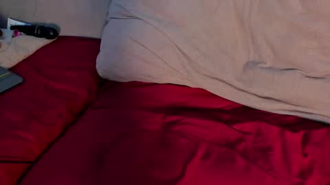 Snapshot of deva_blue chatting on March 4, 6:37 am Deva Blue online show from March 4, 6:37 am