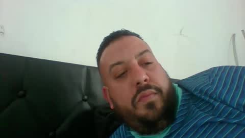Snapshot of devil_angel66 chatting on May 2, 3:39 pm devil_angel66 online show from May 2, 3:39 pm