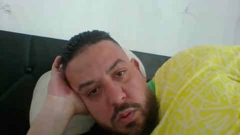 Snapshot of devil_angel66 chatting on May 8, 12:10 pm devil_angel66 online show from May 8, 12:10 pm