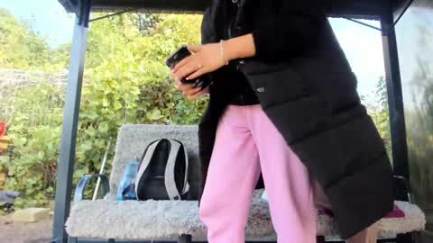 Anna online show from October 17, 9:01 am