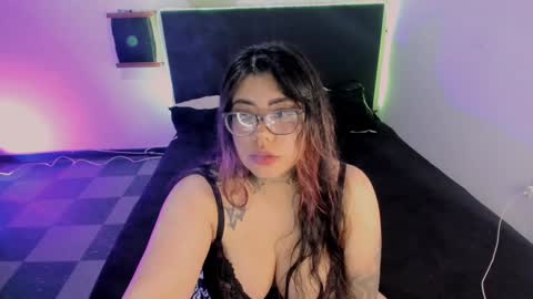  L I NA  online show from January 31, 11:56 pm