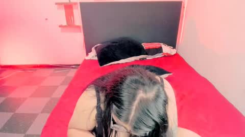  L I NA  online show from February 27, 6:31 pm