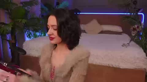 devilinee online show from February 27, 7:08 am