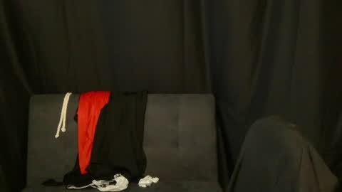 Snapshot of devilwithtats chatting on July 15, 8:19 am Lucian online show from July 15, 8:19 am