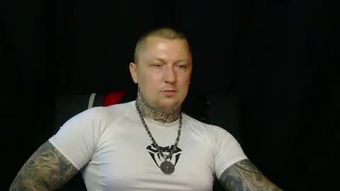 Snapshot of devilwithtats chatting on July 19, 8:51 am Lucian online show from July 19, 8:51 am