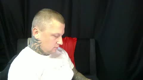 Snapshot of devilwithtats chatting on August 7, 8:38 am Lucian online show from August 7, 8:38 am