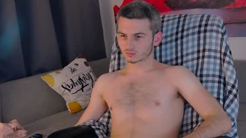 devin_ho online show from January 4, 10:34 pm