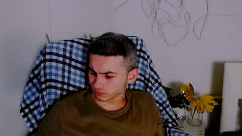 devin_ho online show from February 18, 6:04 am